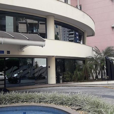 Flat Moema Rouxinol Aparthotel Sao Paulo Bagian luar foto